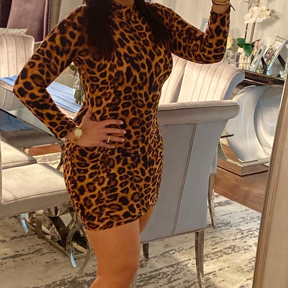 Cheetah Bernice Bodyicon dress (Size Large)